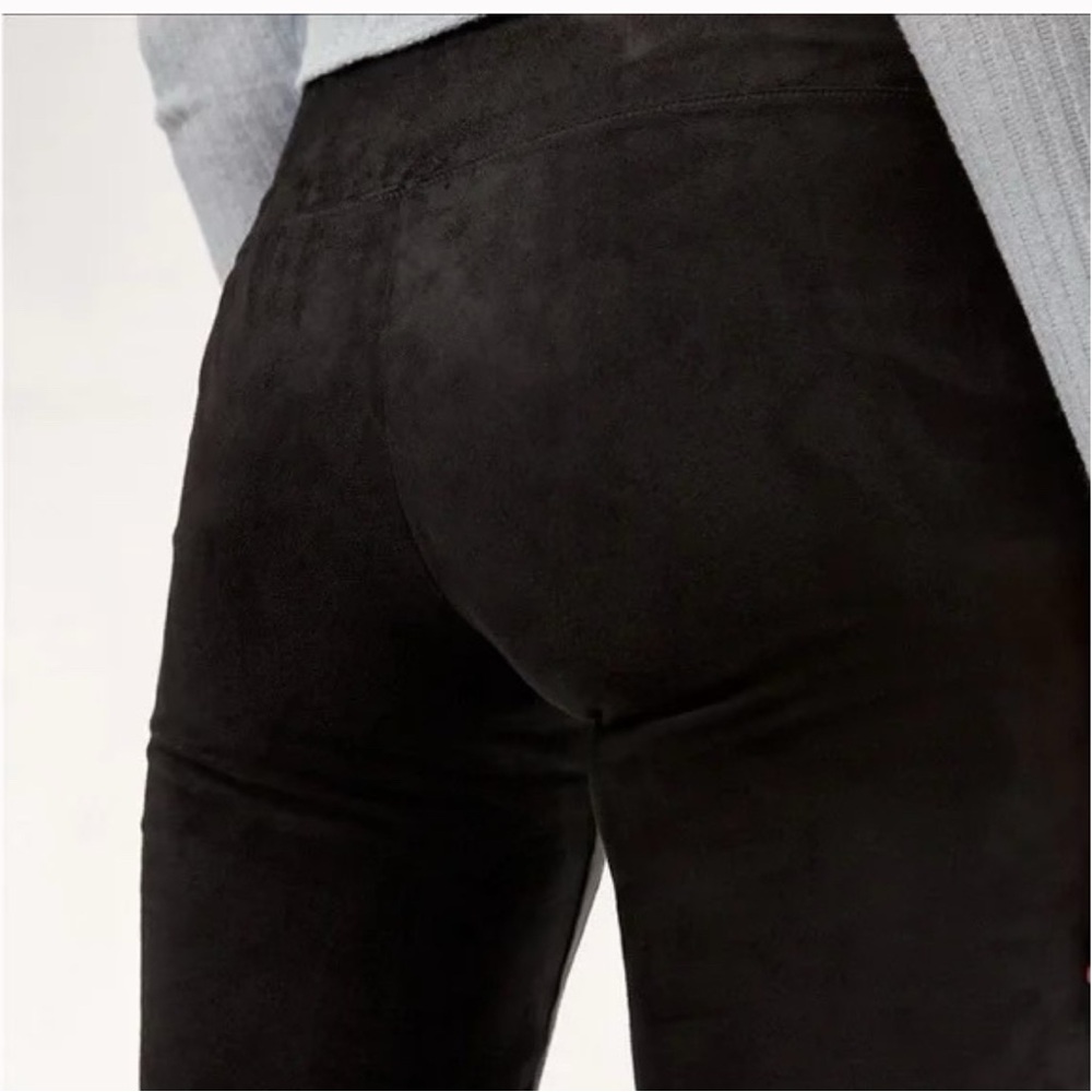 Aritzia Wilfred Free Daria Black High-Rise Vegan Suede Leggings - Picture 6 of 6